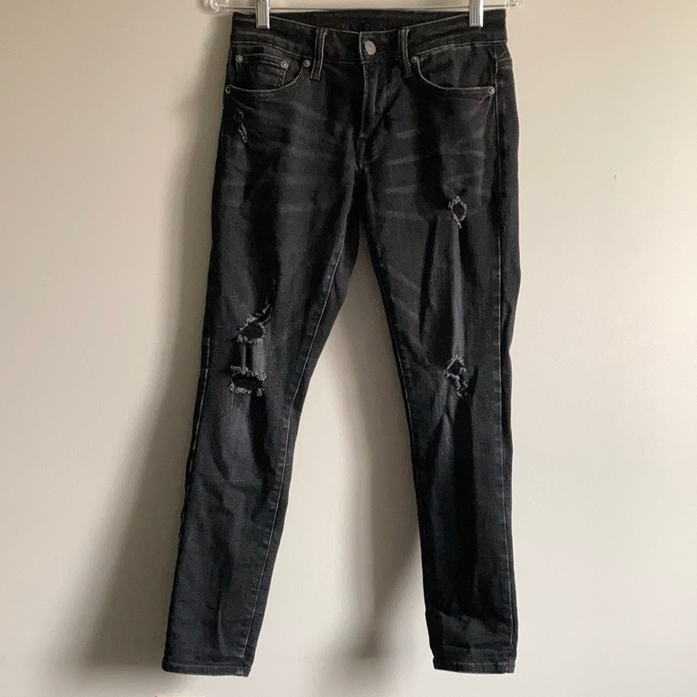 Women’s American Eagle Black Skinny Jeans 28x30